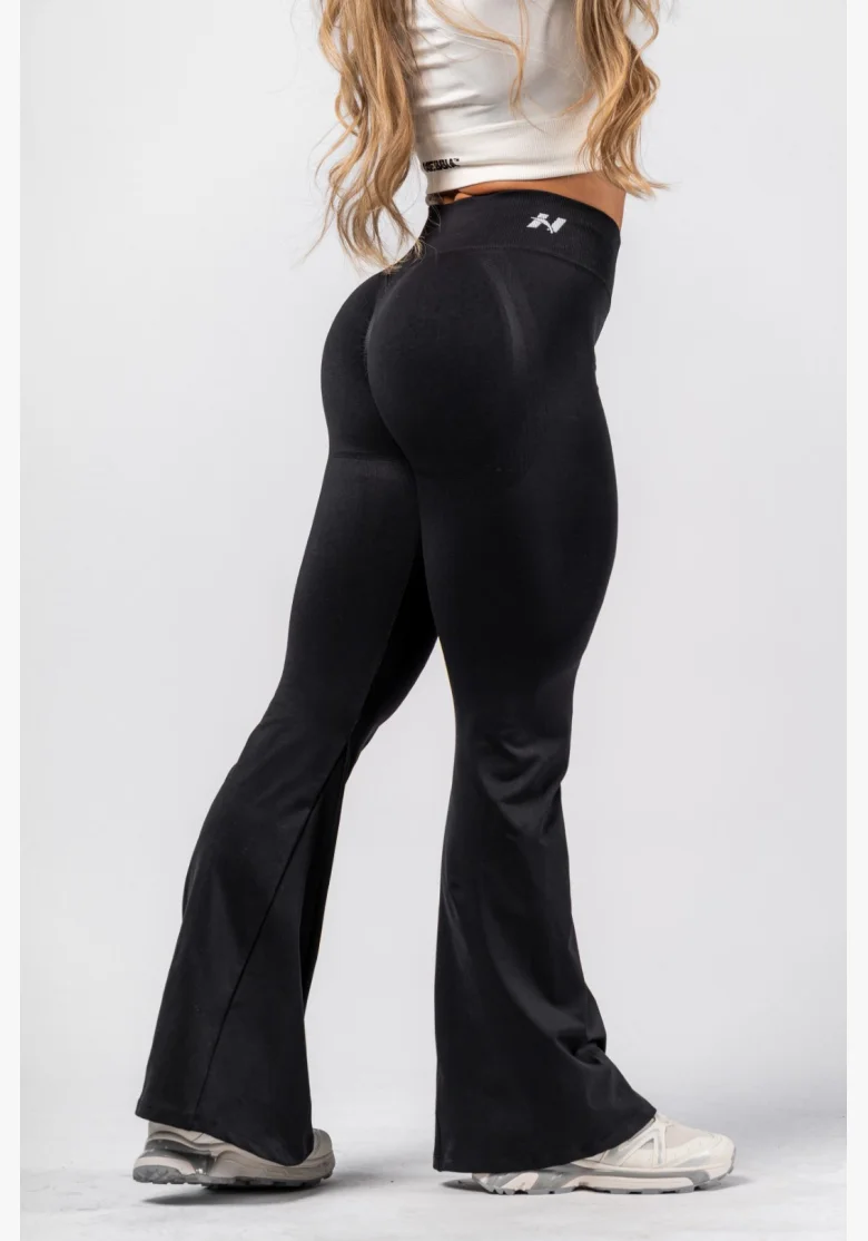 NEBBIA Shaping Seamless Flared Leggings FLOW SEAMLESS