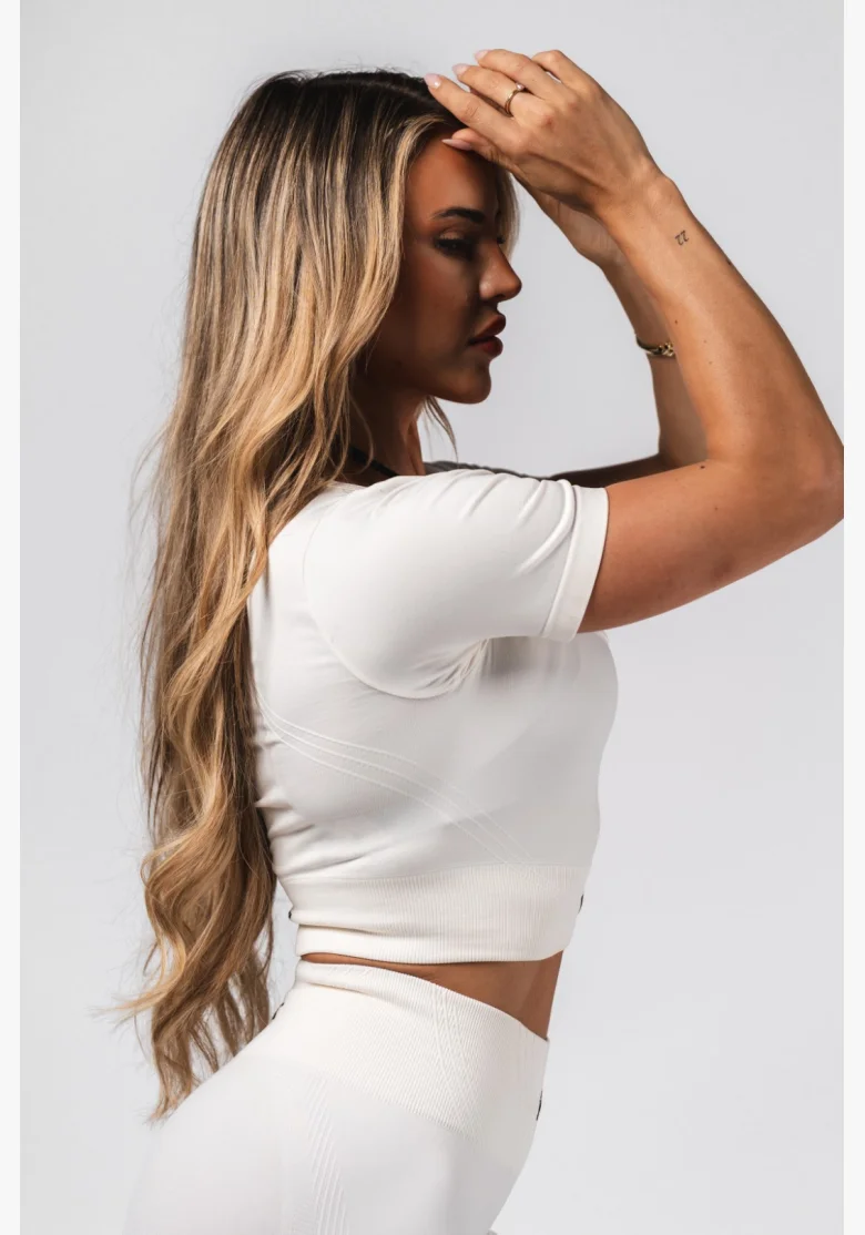 NEBBIA Shaping Seamless Crop Top FLOW SEAMLESS cream