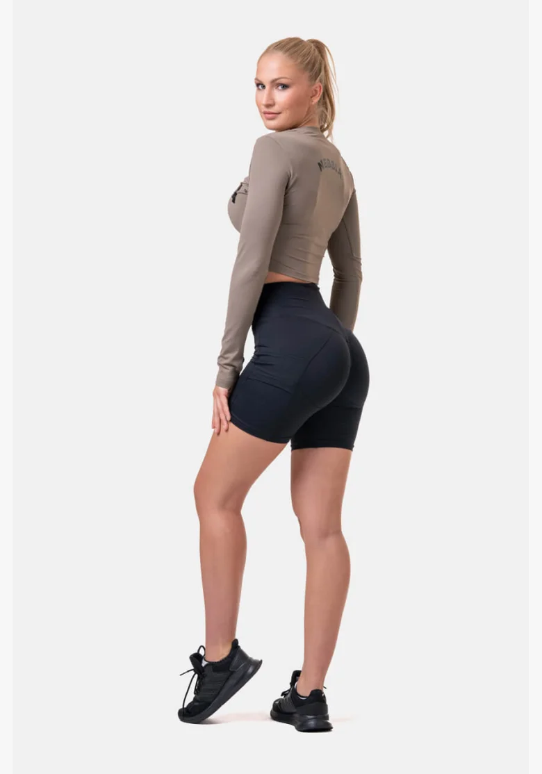 NEBBIA • Fit & Smart women's cycling shorts • NEBBIAshop.cz
