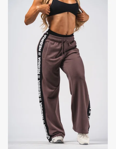 NEBBIA Straight Leg Urban Sweatpants brown