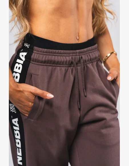 NEBBIA Straight Leg Urban Sweatpants brown