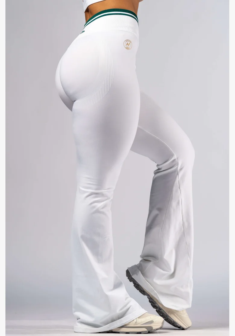 NEBBIA High-waist flared leggings CLUB D’OR