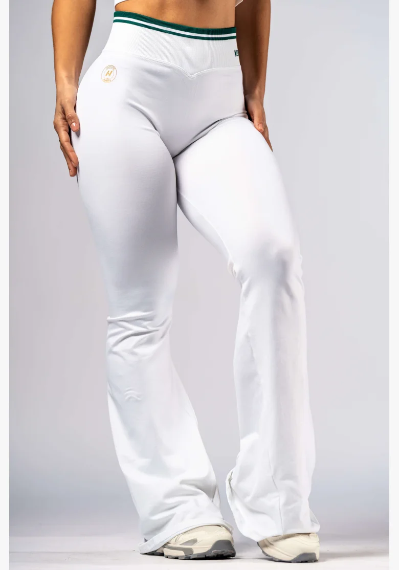 NEBBIA High-waist flared leggings CLUB D’OR