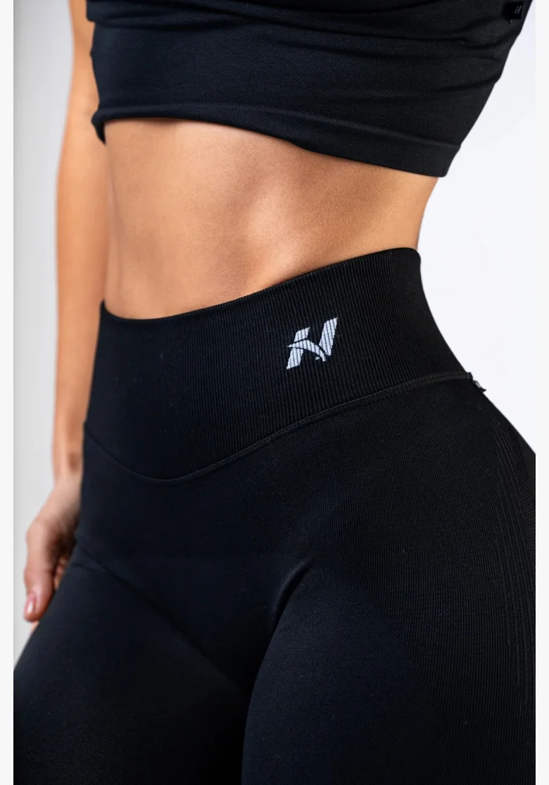 NEBBIA High-waist push-up leggings POWER black