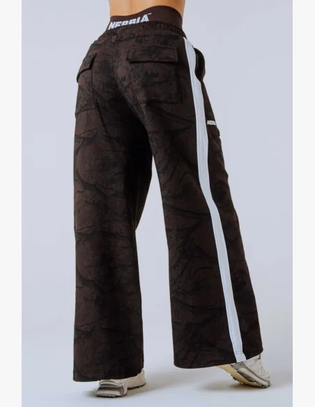 NEBBIA Oversized sweatpants POWER Camo dark