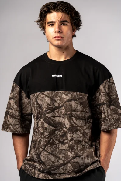 NEBBIA Oversized t-shirt POWER Camo pale