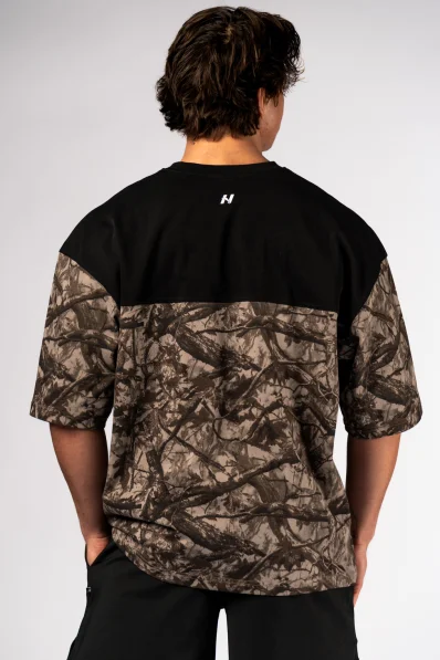 NEBBIA Oversized t-shirt POWER Camo pale 2