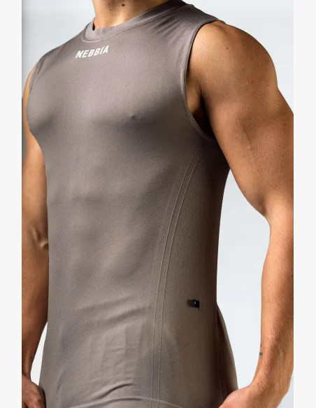 NEBBIA Seamless sleeveless POWER t-shirt in beige