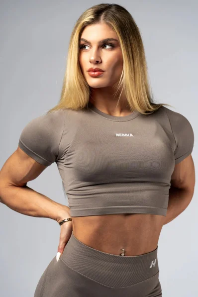 NEBBIA Seamless crop top with short sleeve POWER beige