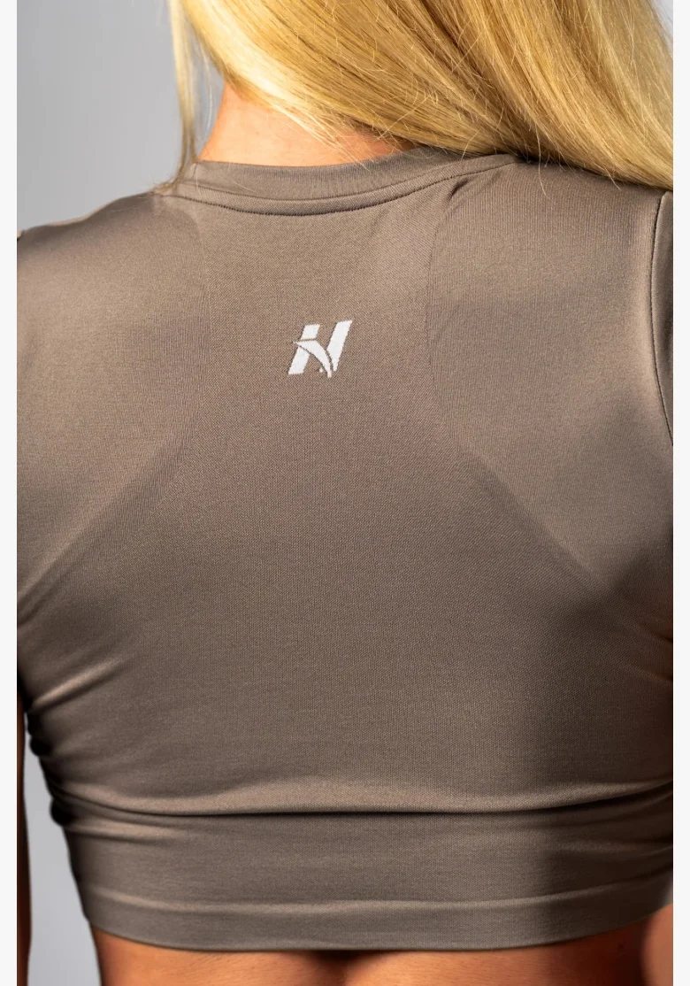 NEBBIA Seamless crop top with short sleeve POWER beige