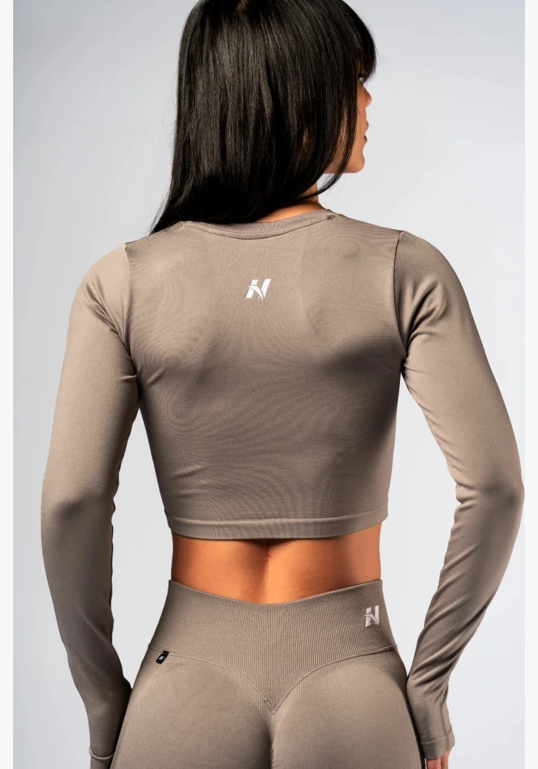 NEBBIA Seamless crop top with long sleeves POWER beige