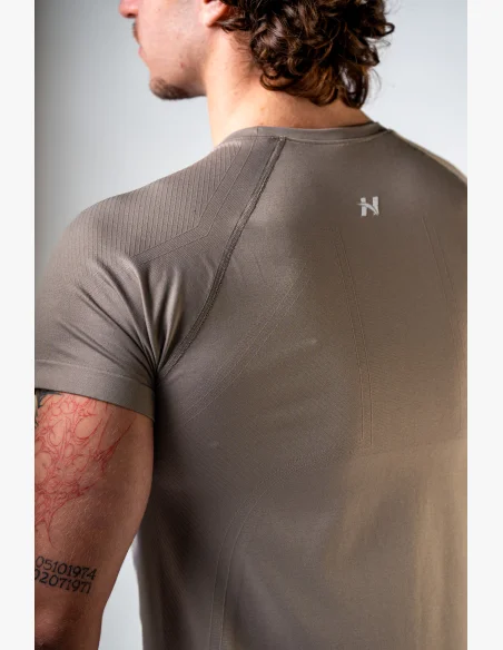 NEBBIA Seamless t-shirt with short sleeves POWER beige