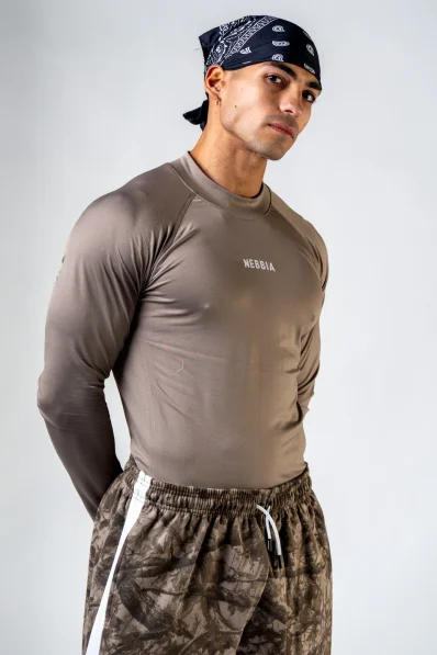 NEBBIA Seamless long-sleeved t-shirt POWER beige