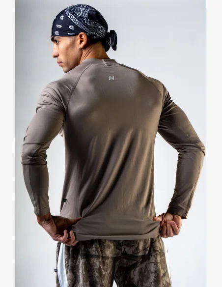 NEBBIA Seamless long-sleeved t-shirt POWER beige