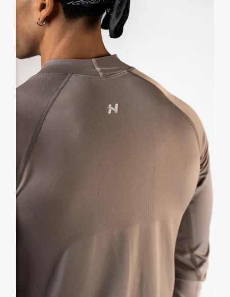 NEBBIA Seamless long-sleeved t-shirt POWER beige
