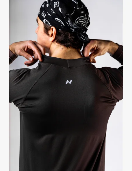 NEBBIA Seamless long-sleeved POWER T-shirt black