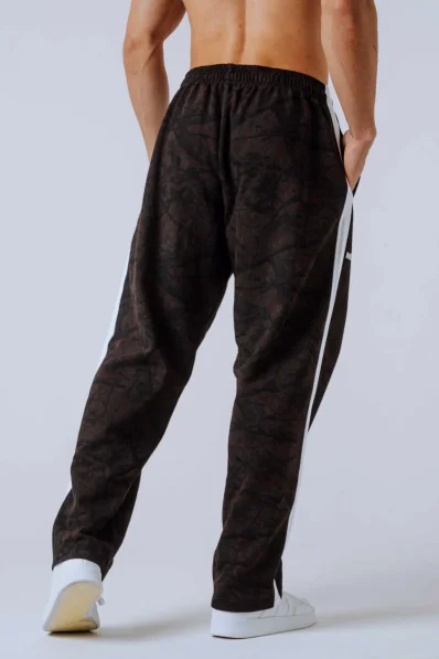 NEBBIA Relaxed fit sweatpants POWER camo dark 2