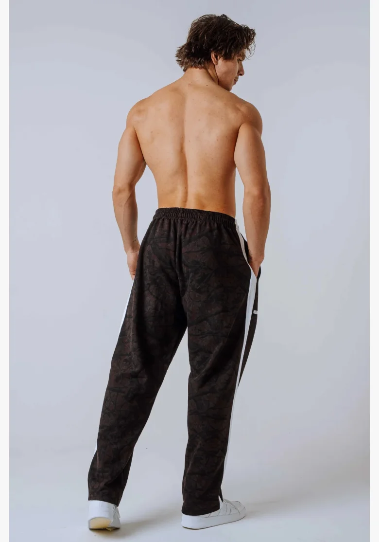 NEBBIA Relaxed fit sweatpants POWER camo dark