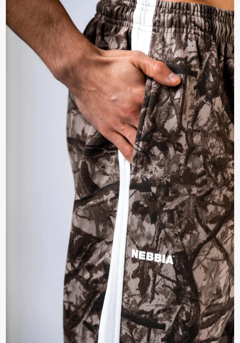 NEBBIA Relaxed fit sweatpants POWER camo pale